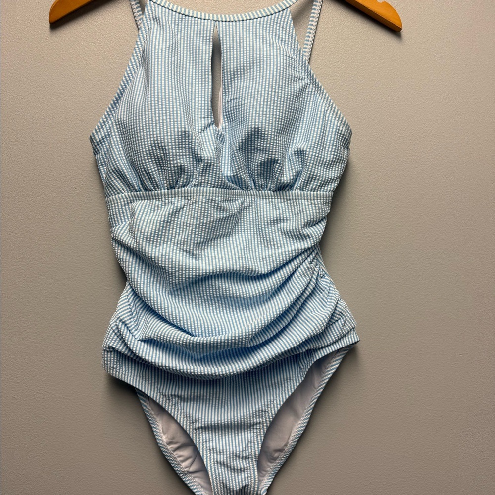 Ellen Tracy Women’s blue Pinstripe One Pc. Swimsuit, Keyhole/High Neck, Size 10,